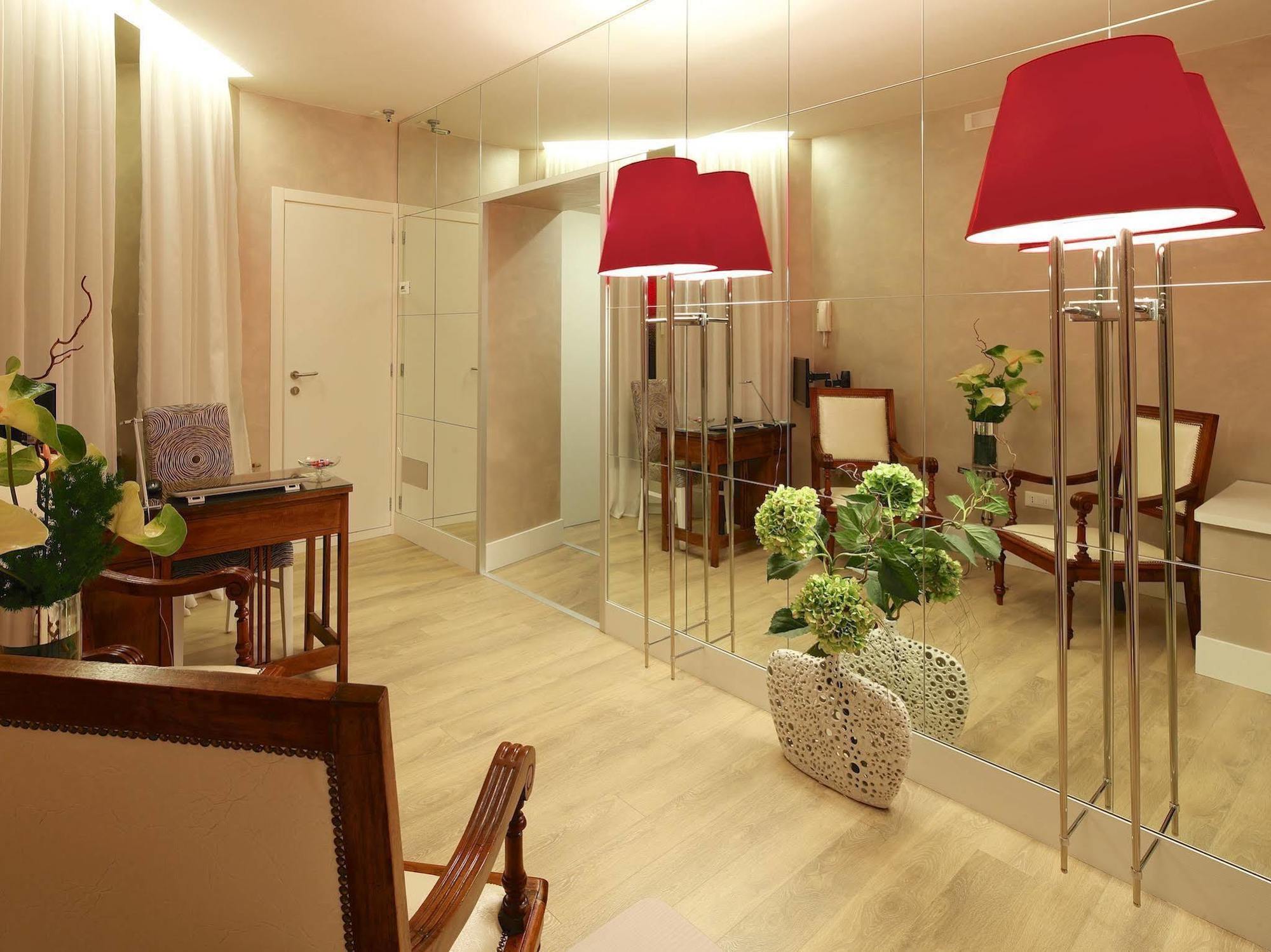 Tullia And Prisca Relais Guest House - Rome, Rome